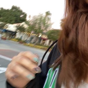 Meet your Posher, Madeline